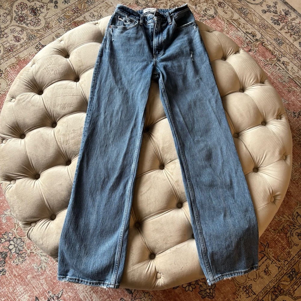 Abercrombie Curve Love High Rise 90s Relaxed Jean